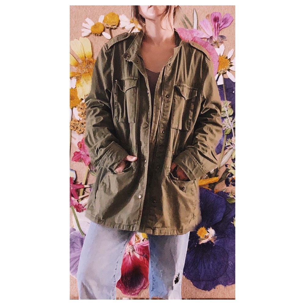 ❌SOLD❌ GAP // Forest Green Canvas Jacket - Picture 11 of 12